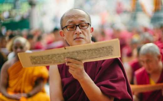 Dzongsar Jamyamg Khyentse Rinpoche. From khyentsefoundation.org
