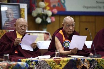 Kyabgon Drikung Chesang Rinpoche, left, and Gaden Tri Rinpoche, right, at the 14th Tibetan Religious Conference. From tibet.net