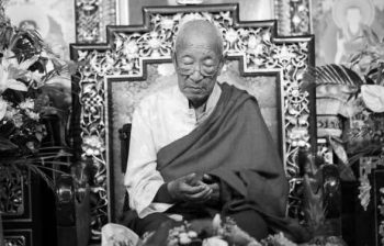 Kyabje Garje Khamtrul Rinpoche Jamyang Dhondup (1928–2019). From tibet.net