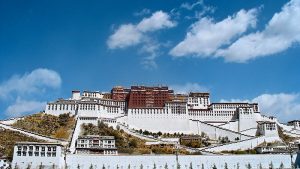 The Potala Palace in Lhasa. Photo by Craig Lewis. From newlightdreams.com