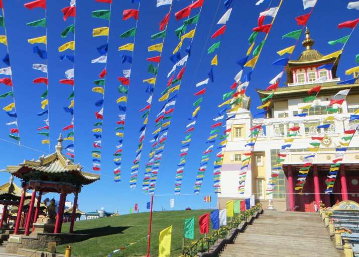 The Golden Abode of Shakyamuni Buddha during its 10th anniversary celebration. Image courtesy of the author