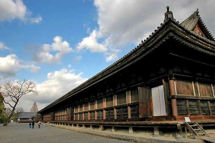Sanjusangen-do in Kyoto was constructed in 1164 and rebuilt in 1266. From trekearth.com