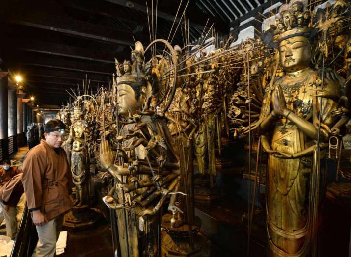 The last set of restored statues was placed in Sanjusangen-do on Friday. From japantimes.co.jp