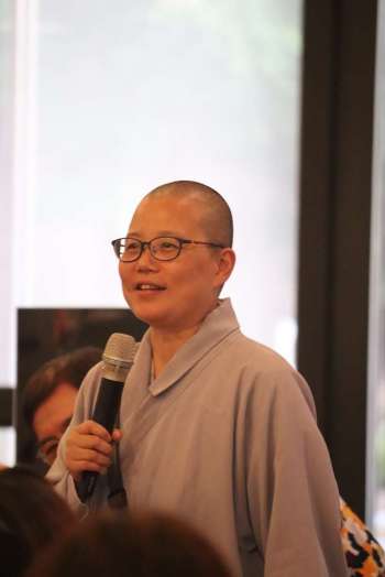 Ven. Chang-hwa. Image courtesy of the Chan Meditation Center