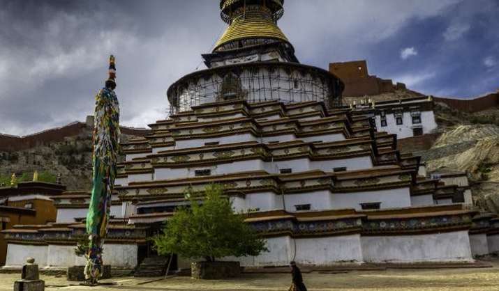 The Gyantse Stupa in Tibet. From lonelyplanet.com