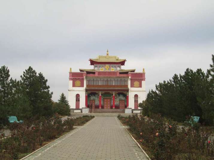 Temple of Guardians (Kalm. Säküsn Süm), the Kalmyk Central Buddhist Monastery in the village of Arshan. Image courtesy of Valeriya Gazizova