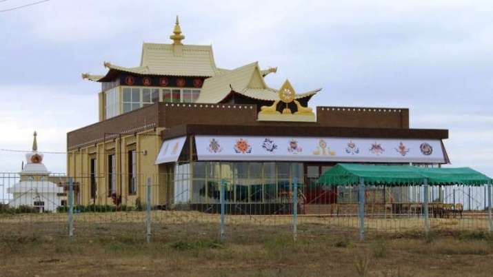 The new building at Lagan Dardeling Monastery. From khurul.ru