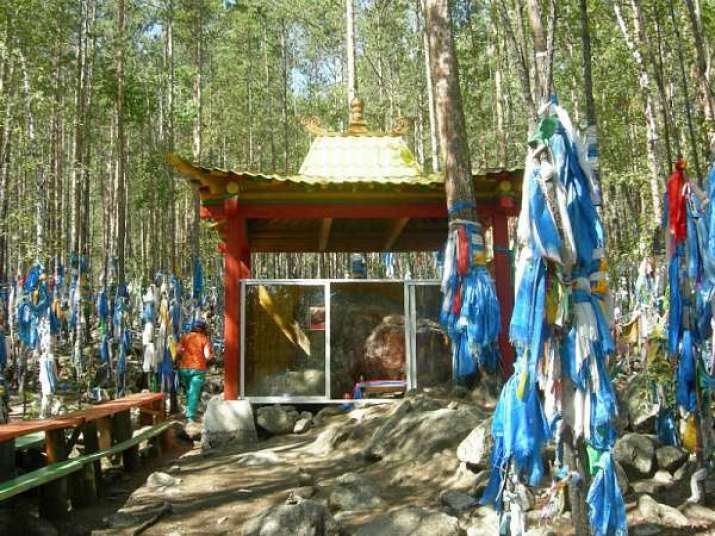 Place of Yanzhima worship. From baika-daily.ru