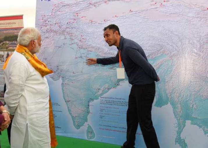 Anand shares details of Xuanzang’s pilgrimage with Indian prime minister Narendra Modi. Image courtesy of Deepak Anand