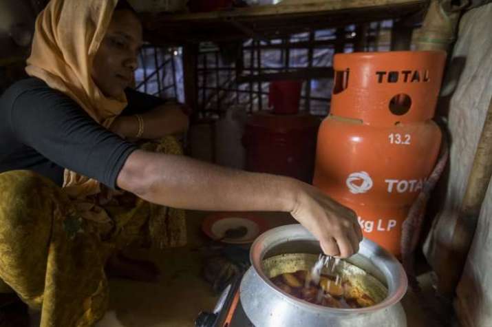 Relief aid provided by JTS has improved the lives of hundreds of thousands of refugees. Image courtesy of WFP